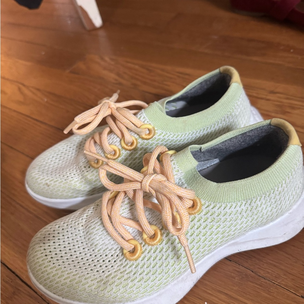 Allbirds Women's Tree Dasher Green and Yellow Sneakers